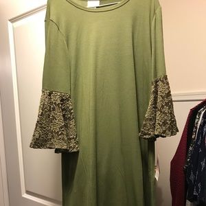 LuLaRoe Maurine NWT Large